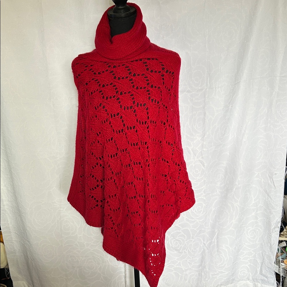 STAMBECCO Red Knit Wool blend Women's Poncho. One Size. Made in Italy.